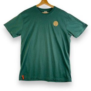 Jagermeister Men's Tee XL Crew Neck Green Shirt Gold Stag Orange Cross Alcohol